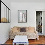 Appartement Magnifique 2 Pieces, Clair Neuf
