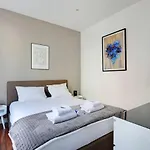 Appartement Magnifique 2 Pieces, Clair Neuf